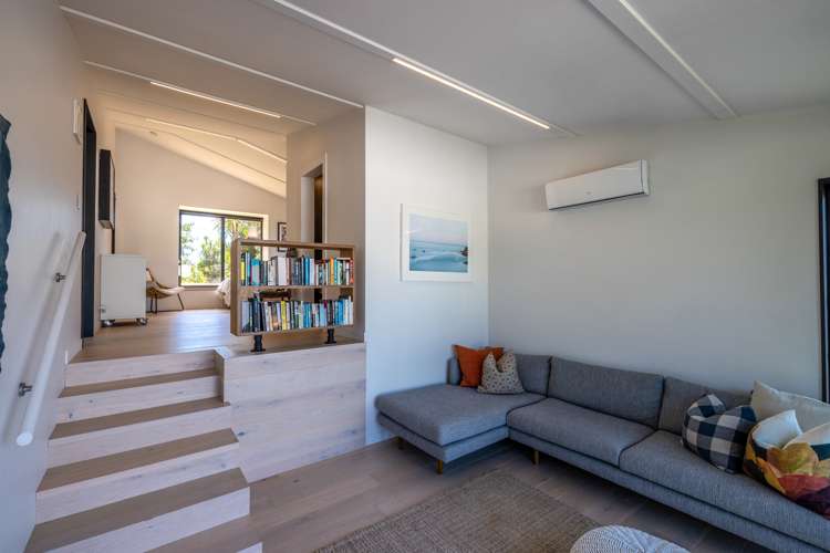 70 Queens Drive Oneroa_10