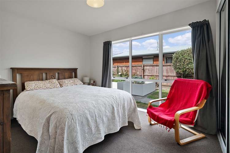 2/42 Bicknor Street Templeton_14