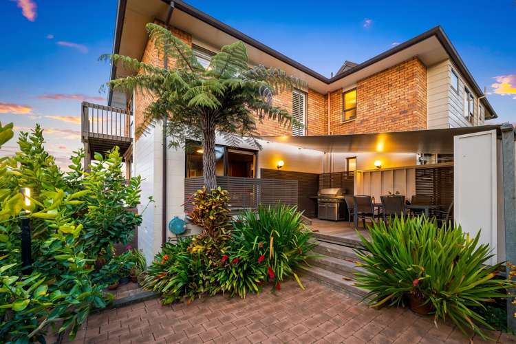 2/9 Newhaven Terrace Mairangi Bay_2