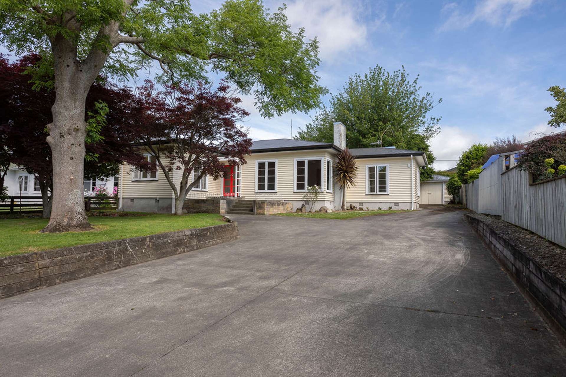 39 Queen Street Dannevirke_0