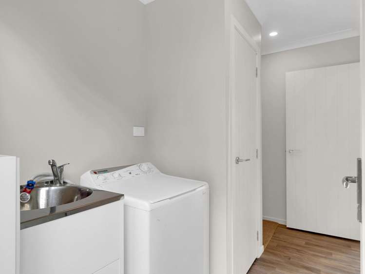 17 Rauparaha Street Marokopa_7