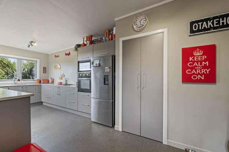 2071 South Road Otakeho_7