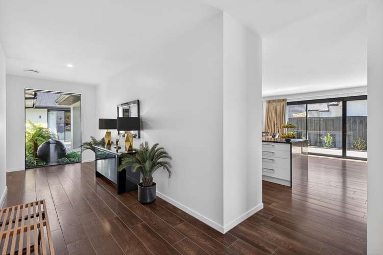 56 Carnaveron Drive Lincoln_19