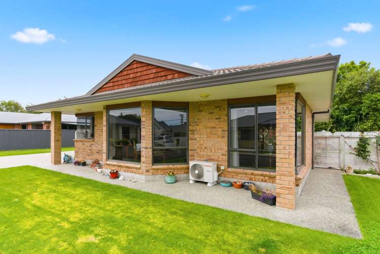 6 Campbell Grove Levin_11