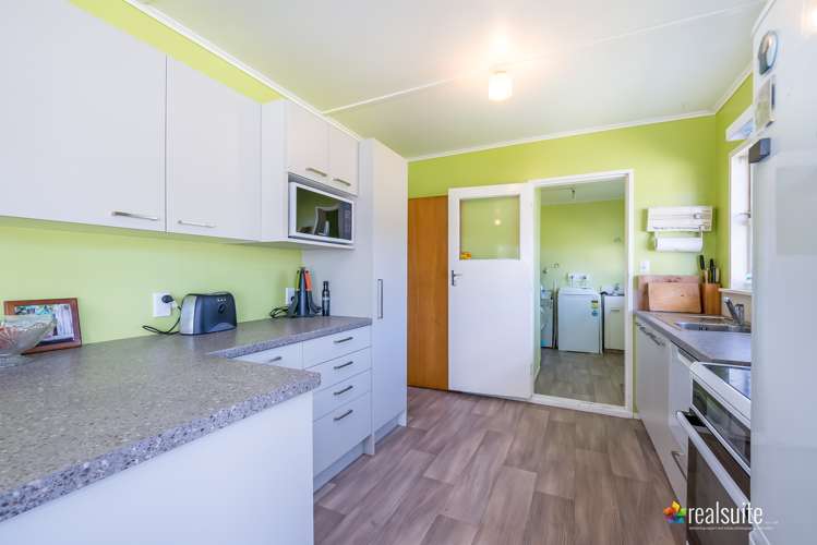 280 Wellington Road Wainuiomata_6