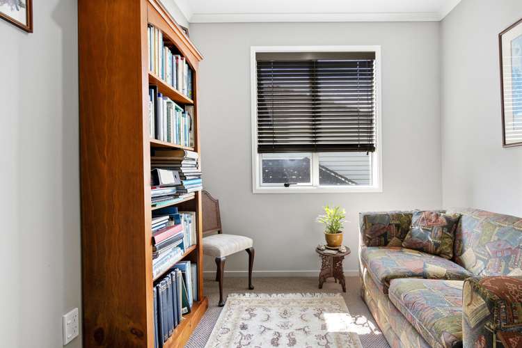 92 Landing Drive Pyes Pa_18