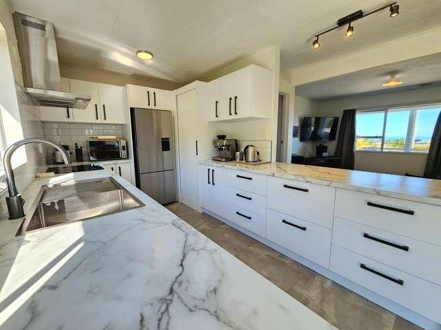 133 Coulson Road Paroa_1