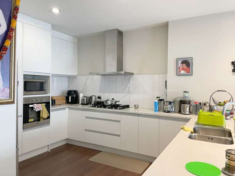 22 Helianthus Avenue Flat Bush_8