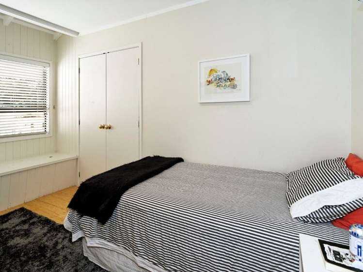 111 Daffodil Street Titirangi_13