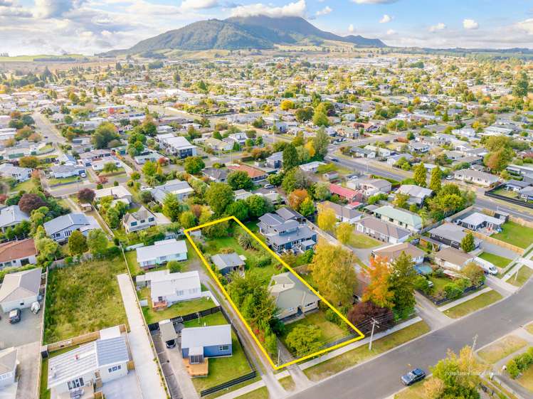 9 Matipo Street Taupo_8