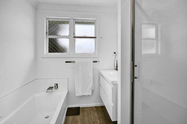 24 Murray Avenue Hawera_7