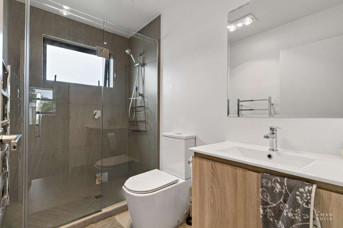 8/144 Titirangi Road_3