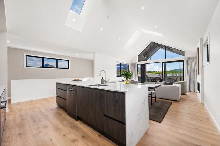 4 Taurus Lane Jacks Point_14