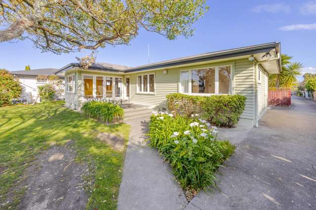 19 Howard Road Taradale_1