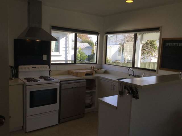 2/30 Avondale Road Avondale_4