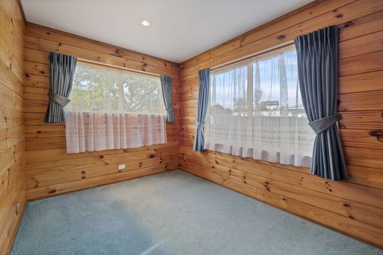 14 Tamatea Road Taupo_9