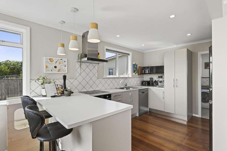 10 Holford Street Westown_5