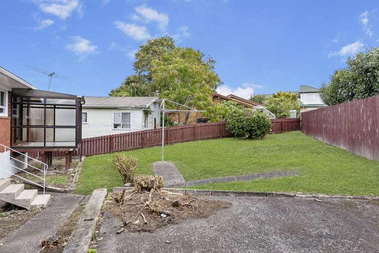 176 Edmonton Road Te Atatu South_28