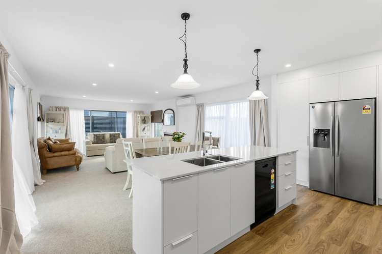 15 Tai Road Wharewaka_9