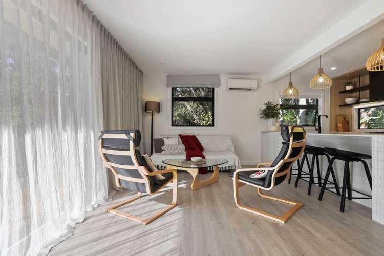 128 Laingholm Drive Laingholm_6