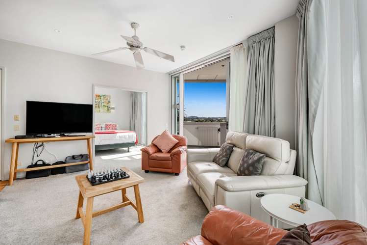 409/11 Tamariki Avenue Orewa_9