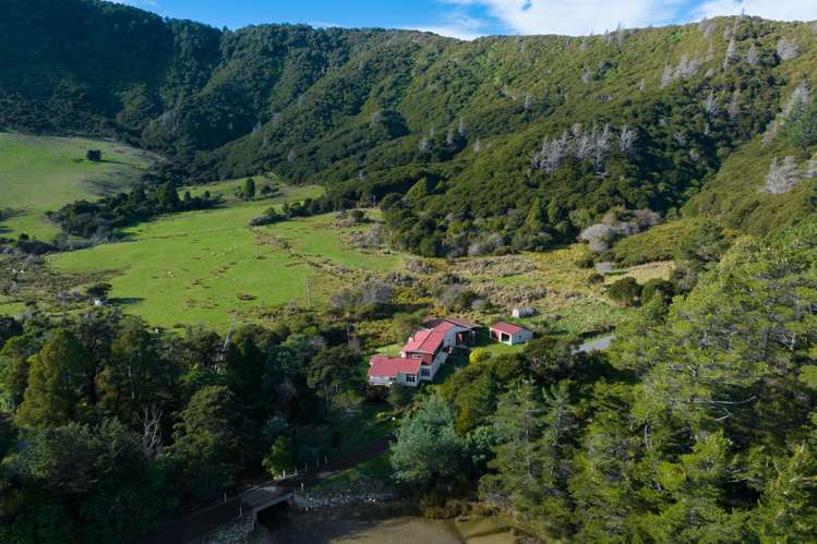 6694 Kenepuru Road Marlborough Sounds_35