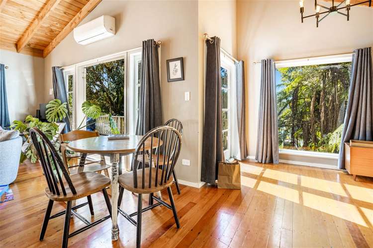 1260 Huia Road Huia_5