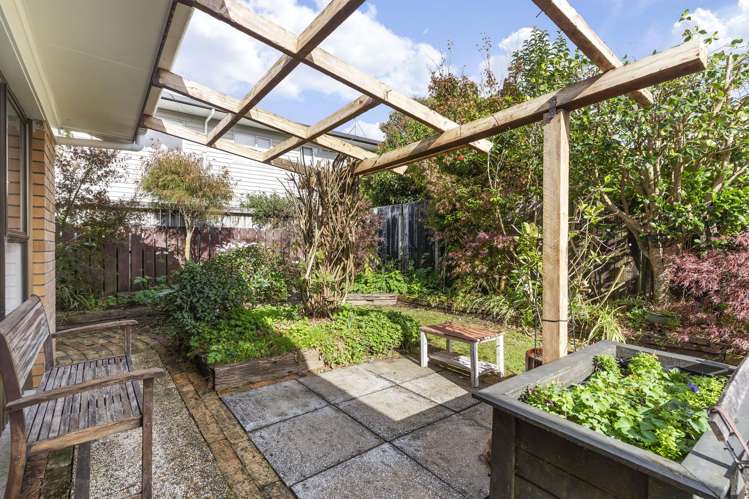 2/25 Ti Nana Crescent Henderson_9