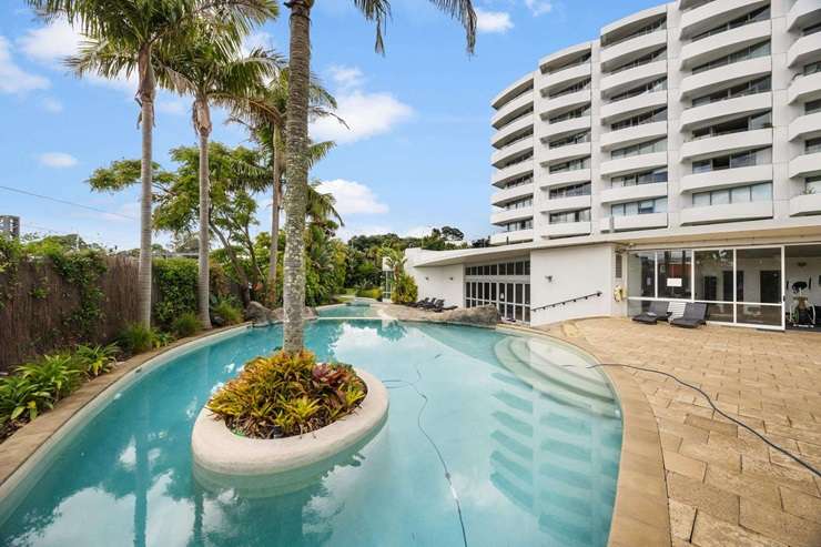 A two-bedroom, two-bathroom penthouse in the Mirage, in Auckland's Parnell, is being sold at auction with a <img reserve. Photo / Supplied