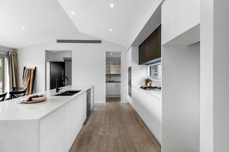 6 Craig Thompson Drive_3