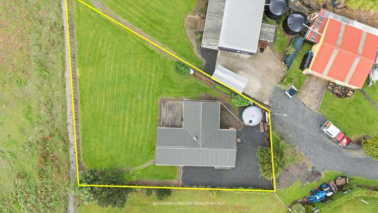 7 Rauparaha Street Marokopa_3