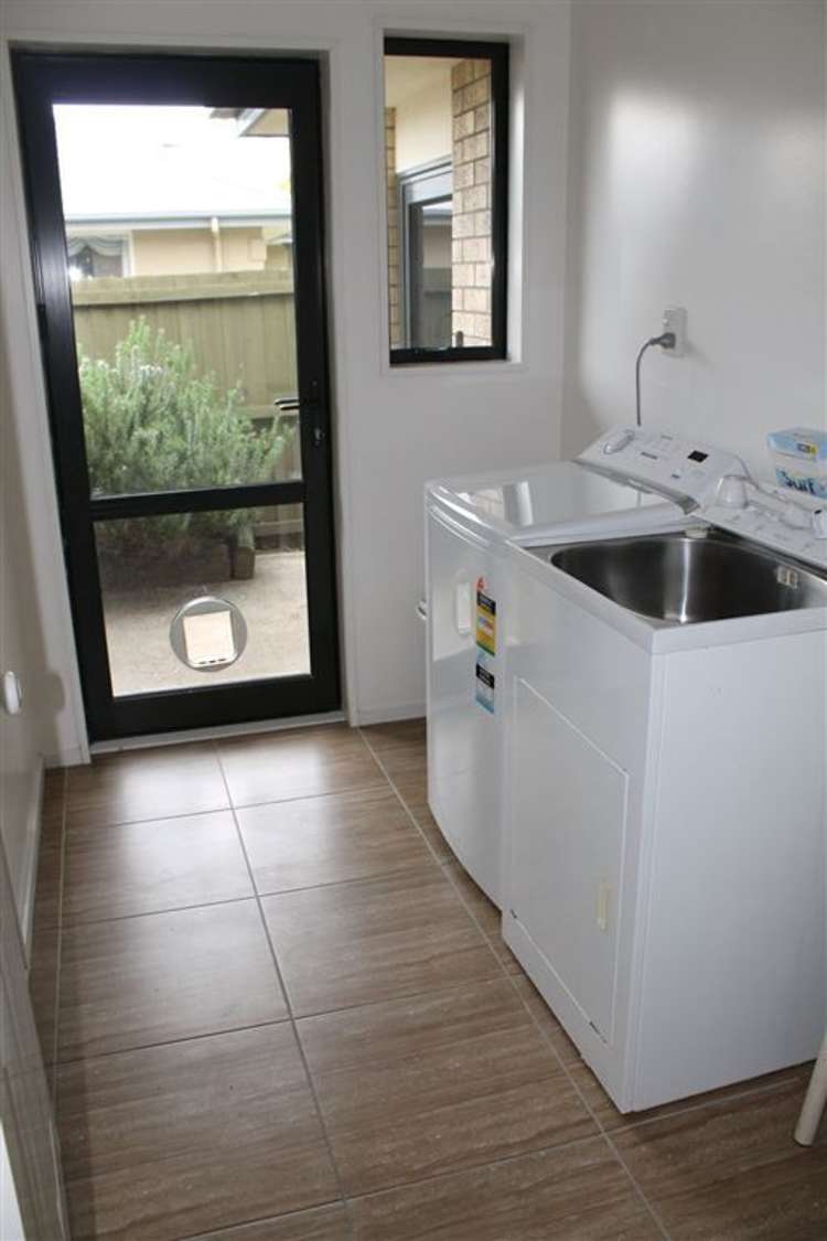 37 Millstream Drive Lincoln_9