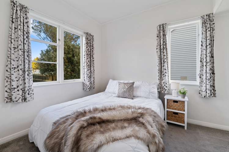 8 Wallace Crescent Glenholme_8