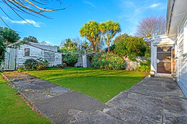 104 Iranui Road Inner Kaiti_22