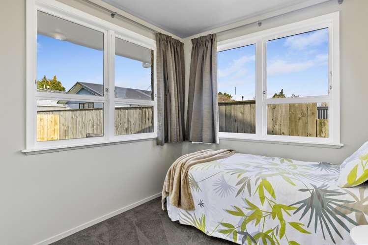 5 Tawa Street Hilltop_18