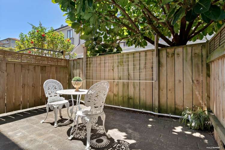 18/29 Rossmay Terrace Mount Eden_12