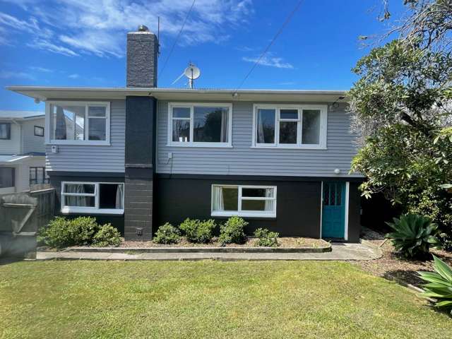 6 Lyttelton Avenue Forrest Hill_1