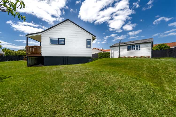 51 Kurnell Drive Botany Downs_17