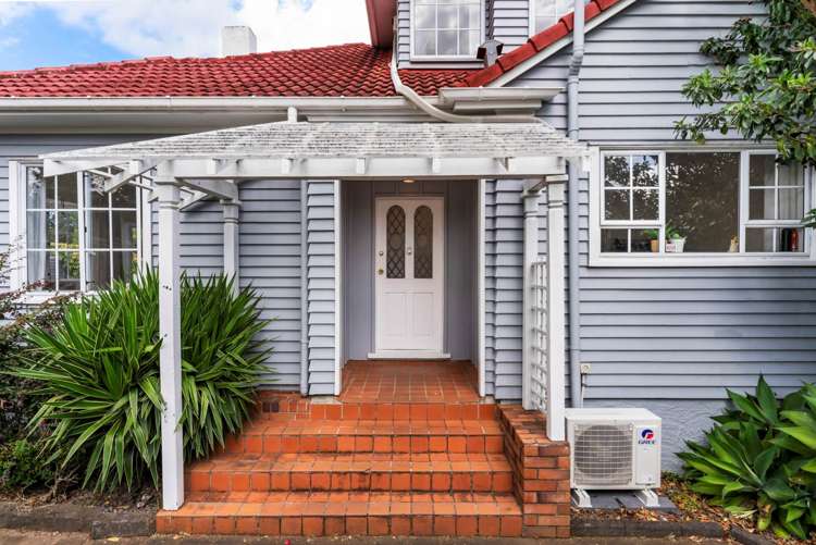 12 Rewi Road Royal Oak_3