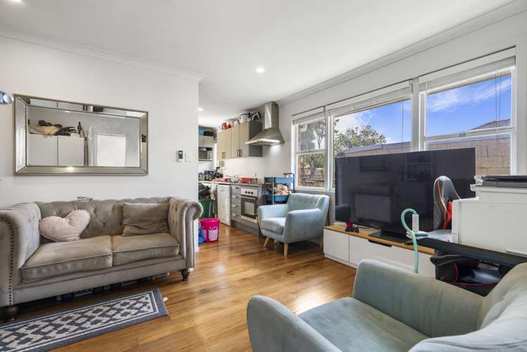 2/2 Overton Road Papatoetoe_5