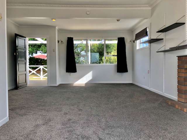 74 Oakdale Road Mount Roskill_1