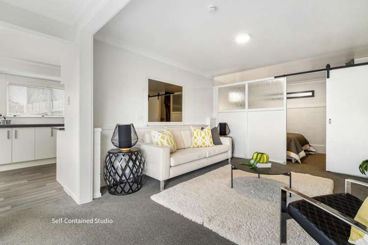 1/21 Bonito Place Bayview_13