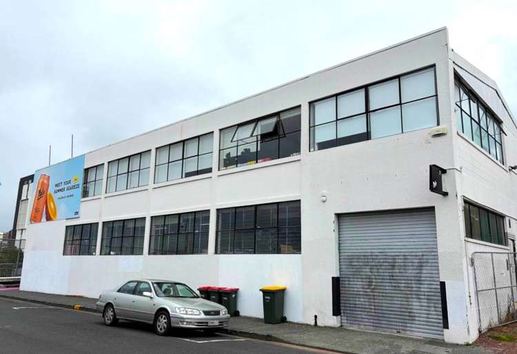 10 West Terrace_0