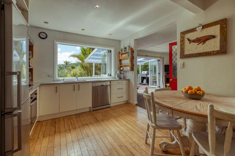 213 Motutara Road Muriwai_3