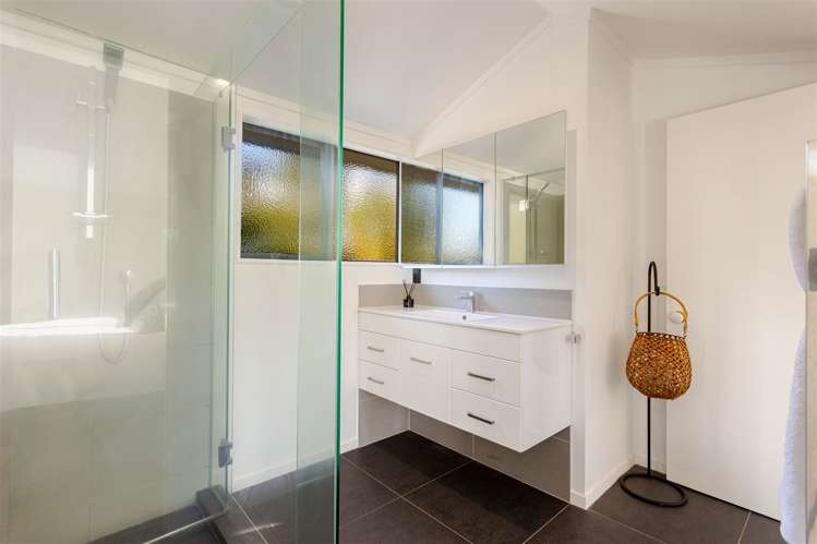 60 Rhinevale Close Henderson_14