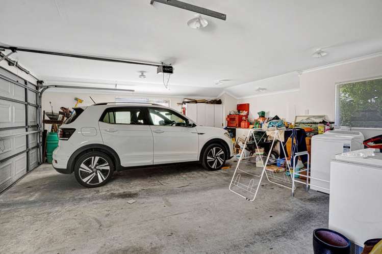 6 Saddle Row Welbourn_23