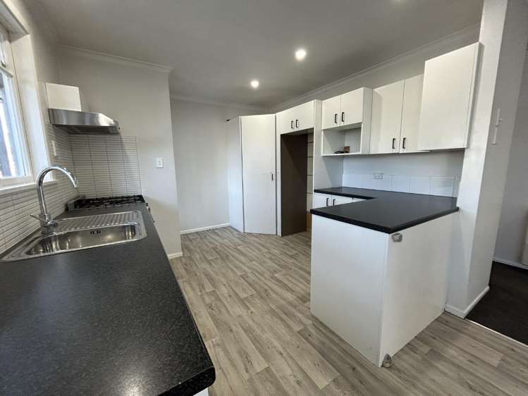 8 Mabson Terrace 10754_11
