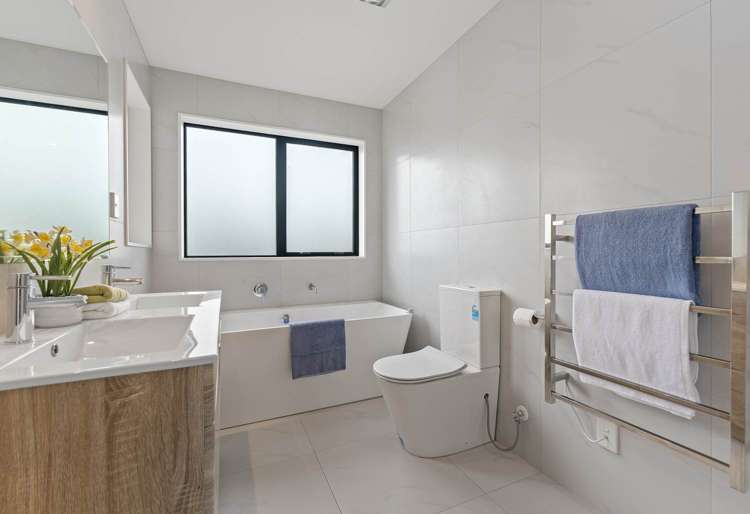 27A La Perouse Street Botany Downs_10