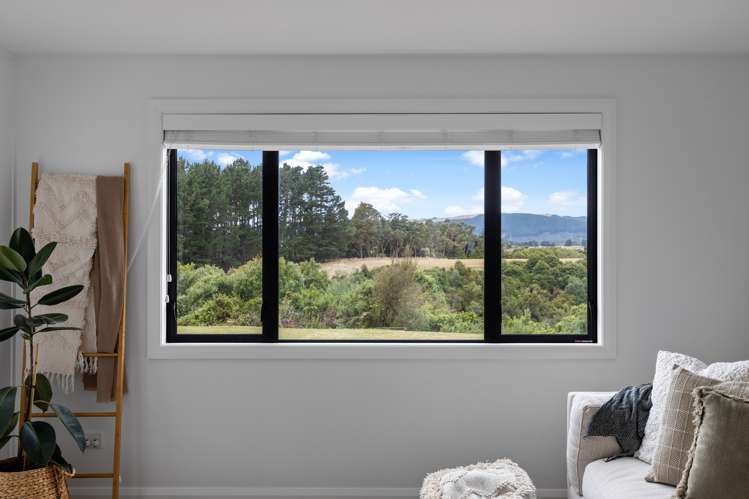 43 Coutts Way Fitzherbert_13