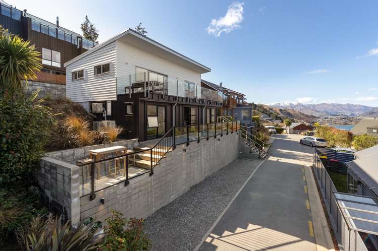 28 Woodlands Close Queenstown_1